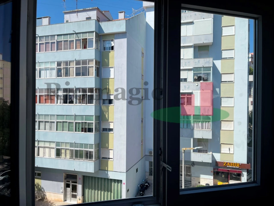Apartamento T3 para Venda em Odivelas Foto 17