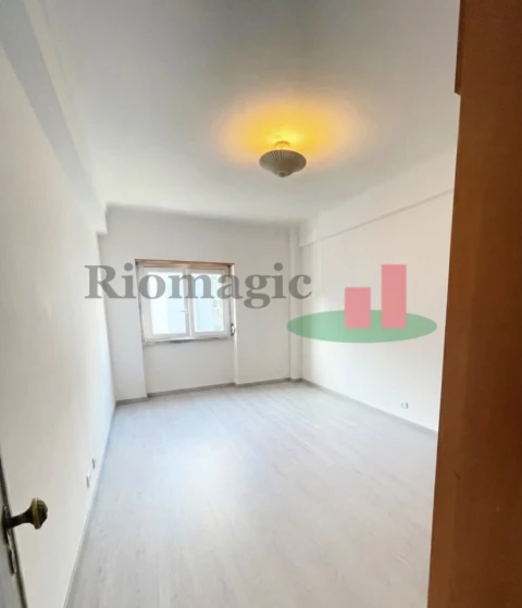 Apartamento T3 para Venda em Odivelas