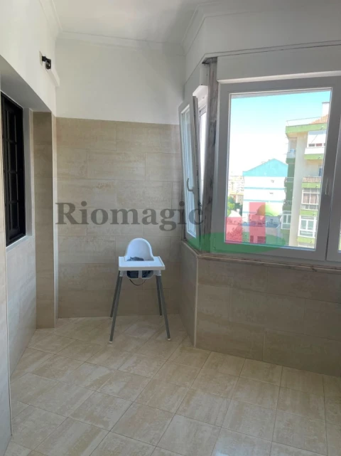 Apartamento T3 para Venda em Odivelas