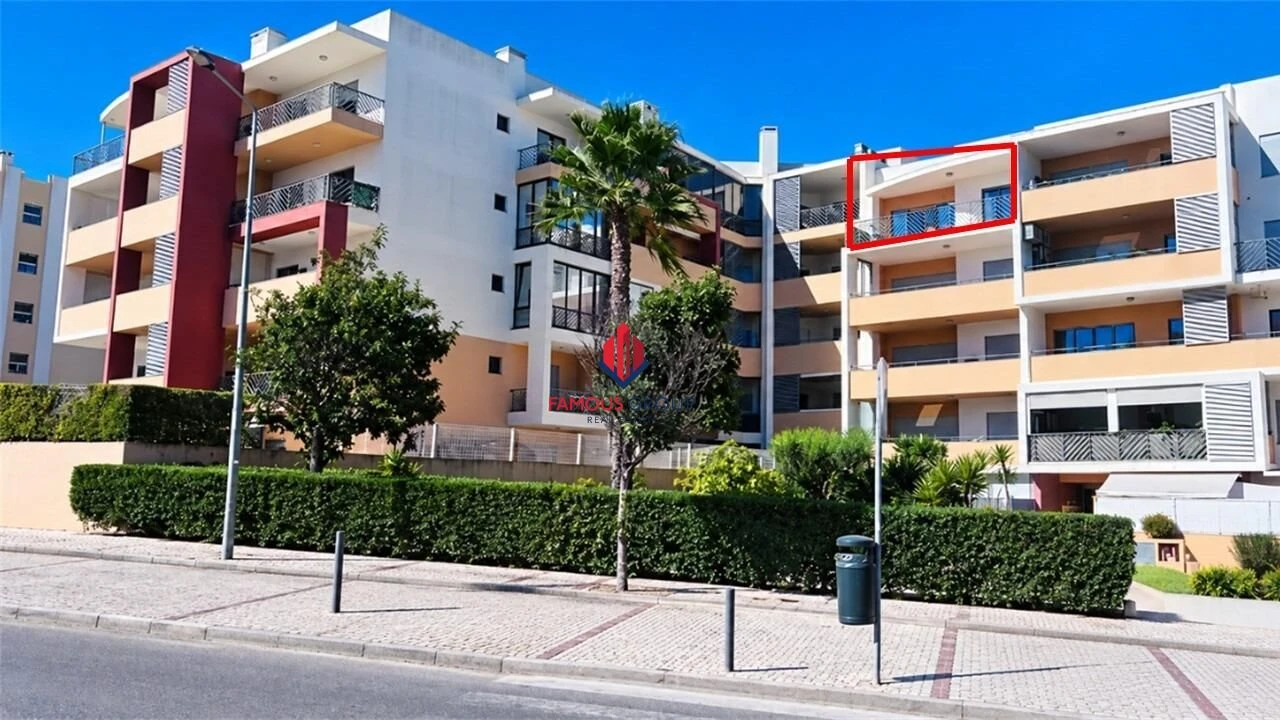 Apartamento T3 para Venda em Portimão Foto 1