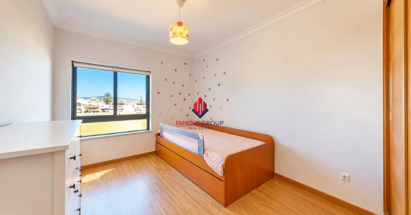 Apartamento T3 para Venda em Portimão Foto 16