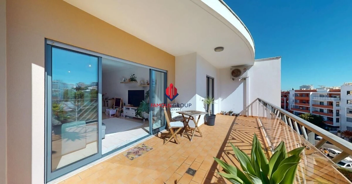 Apartamento T3 para Venda em Portimão Foto 5