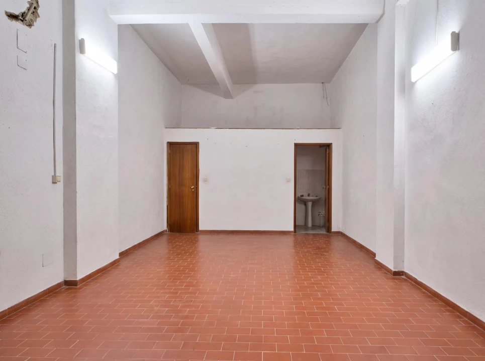Garagem para Venda em Queluz e Belas Foto 1
