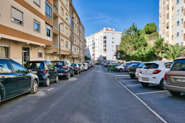 Garagem para Venda em Queluz e Belas Foto 20