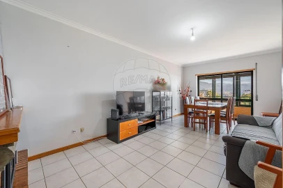 Apartamento T3 para Venda em Ferreiros, Prozelo e Besteiros