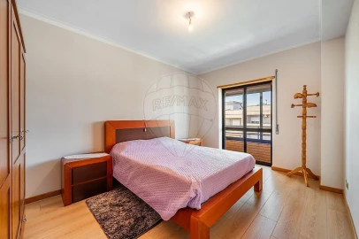 Apartamento T3 para Venda em Ferreiros, Prozelo e Besteiros