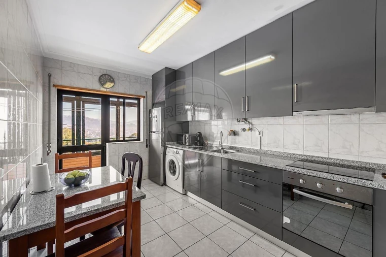 Apartamento T3 para Venda em Ferreiros, Prozelo e Besteiros Foto 13