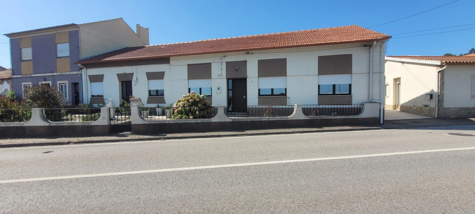 Moradia T5 para Venda em Lavos Foto 3