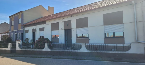 Moradia T5 para Venda em Lavos