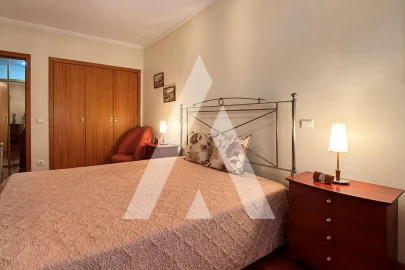 Apartamento T2 para Venda em Creixomil