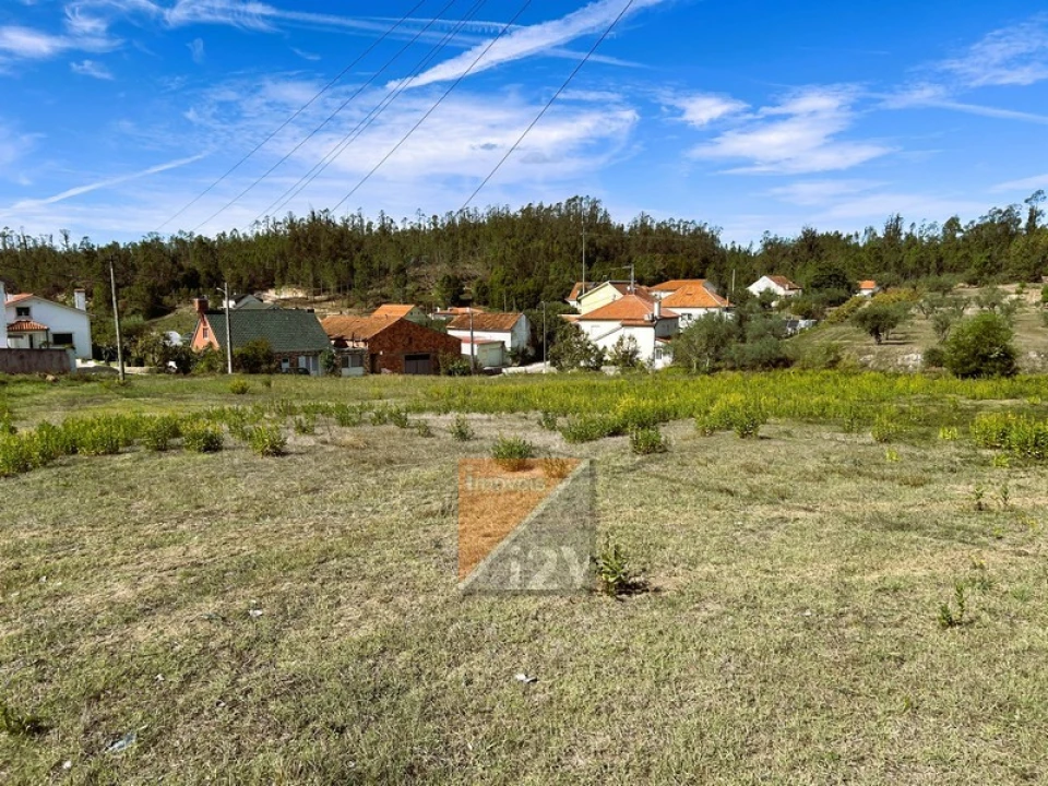 Terreno para Venda em Caranguejeira Foto 16