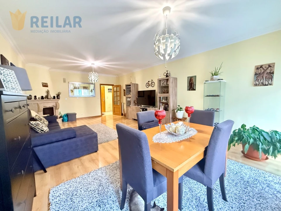 Apartamento T3 para Venda em Póvoa de Santa Iria e Forte da Casa Foto 9