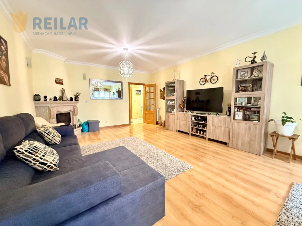 Apartamento T3 para Venda em Póvoa de Santa Iria e Forte da Casa Foto 10