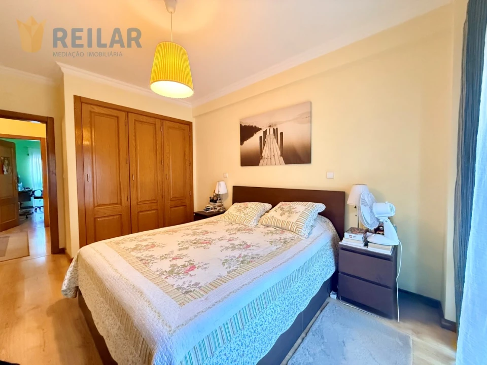 Apartamento T3 para Venda em Póvoa de Santa Iria e Forte da Casa Foto 18