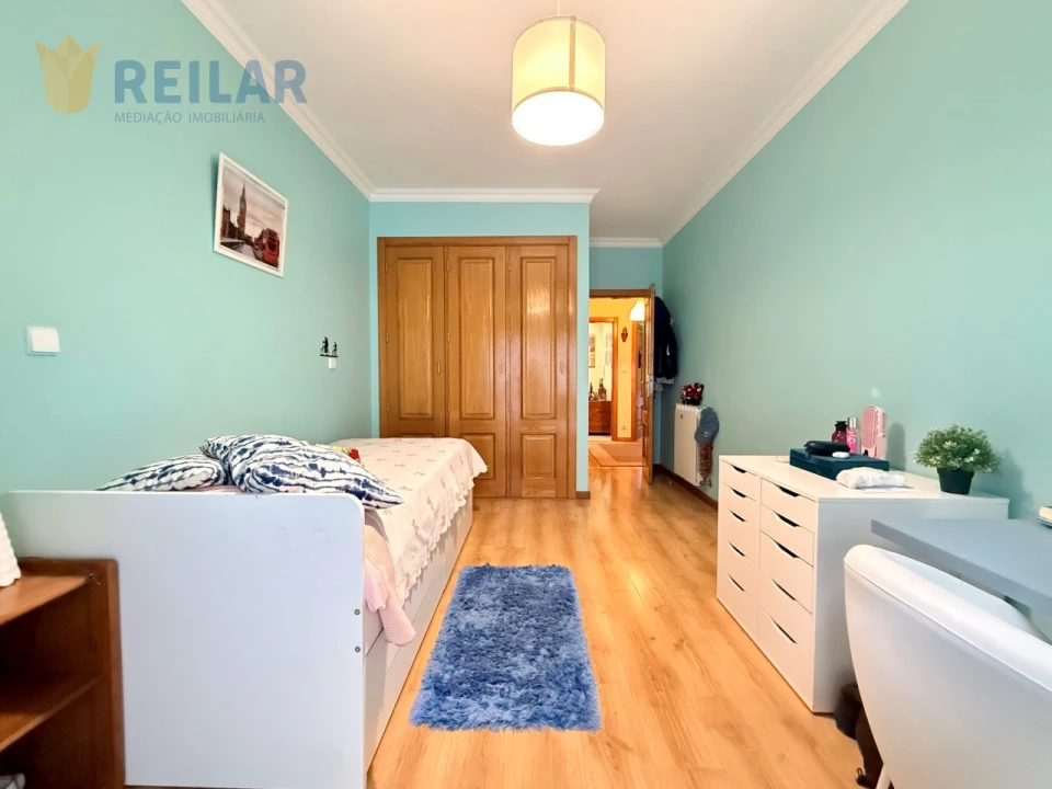 Apartamento T3 para Venda em Póvoa de Santa Iria e Forte da Casa Foto 23