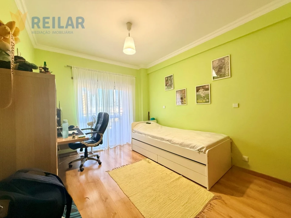 Apartamento T3 para Venda em Póvoa de Santa Iria e Forte da Casa Foto 28