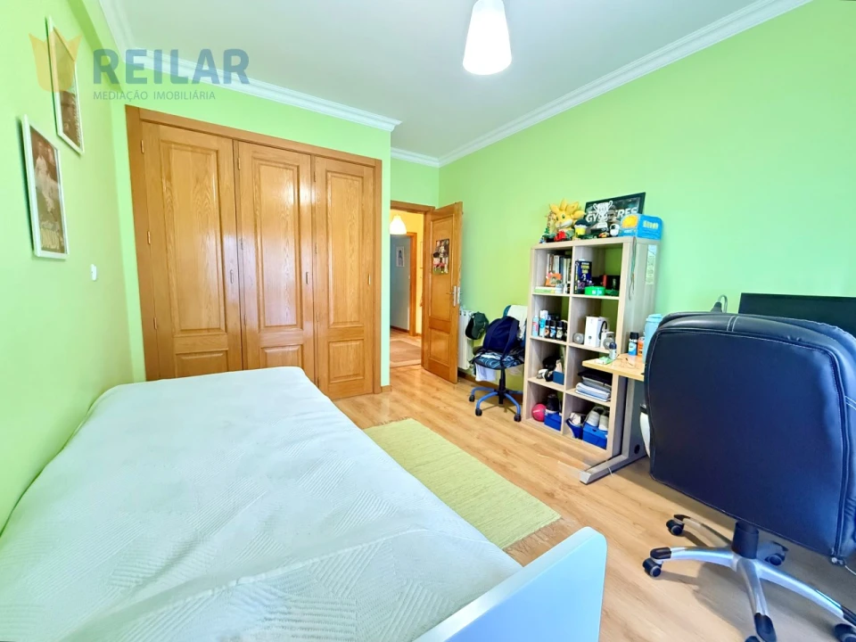 Apartamento T3 para Venda em Póvoa de Santa Iria e Forte da Casa Foto 29