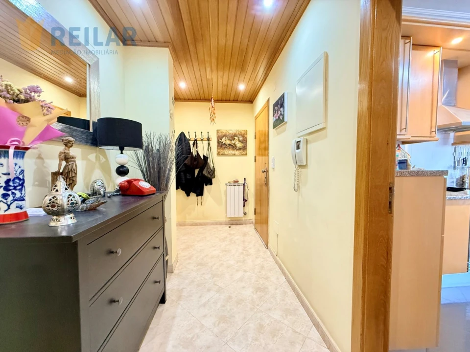Apartamento T3 para Venda em Póvoa de Santa Iria e Forte da Casa Foto 35