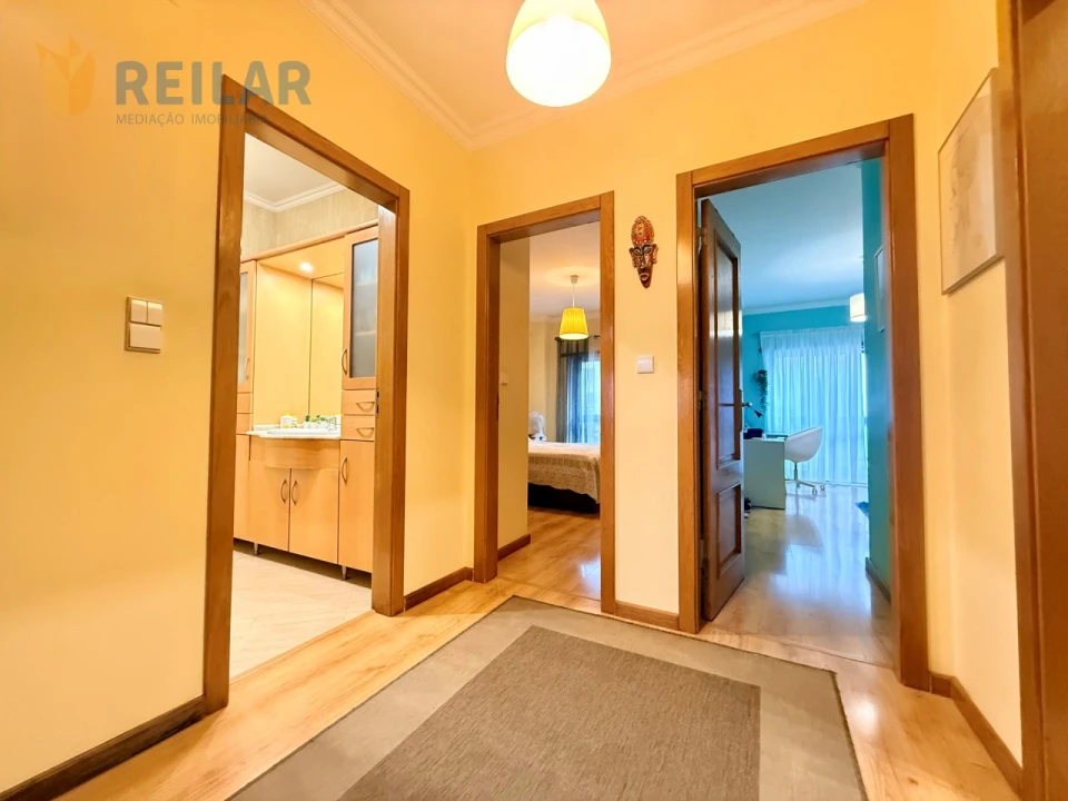 Apartamento T3 para Venda em Póvoa de Santa Iria e Forte da Casa Foto 37