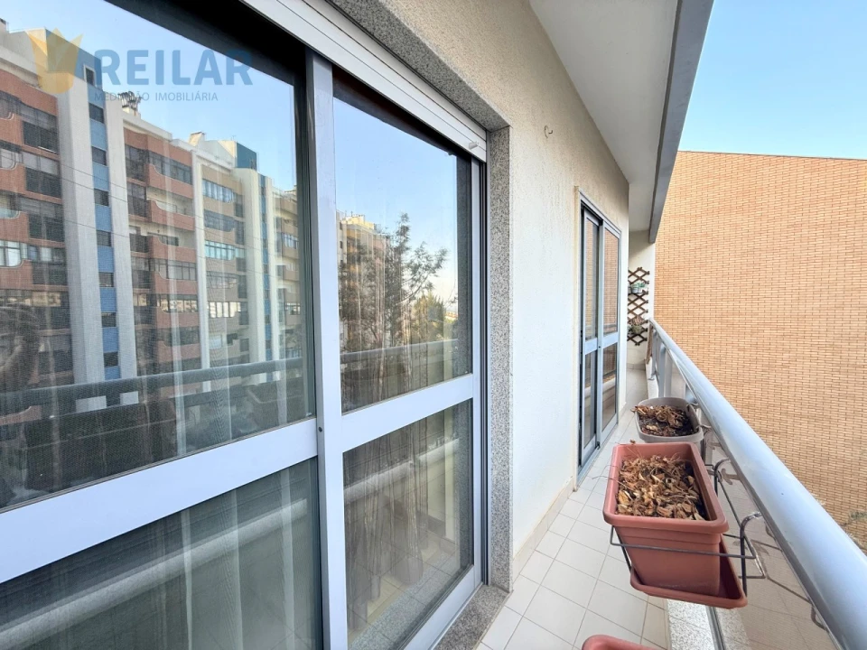 Apartamento T3 para Venda em Póvoa de Santa Iria e Forte da Casa Foto 40
