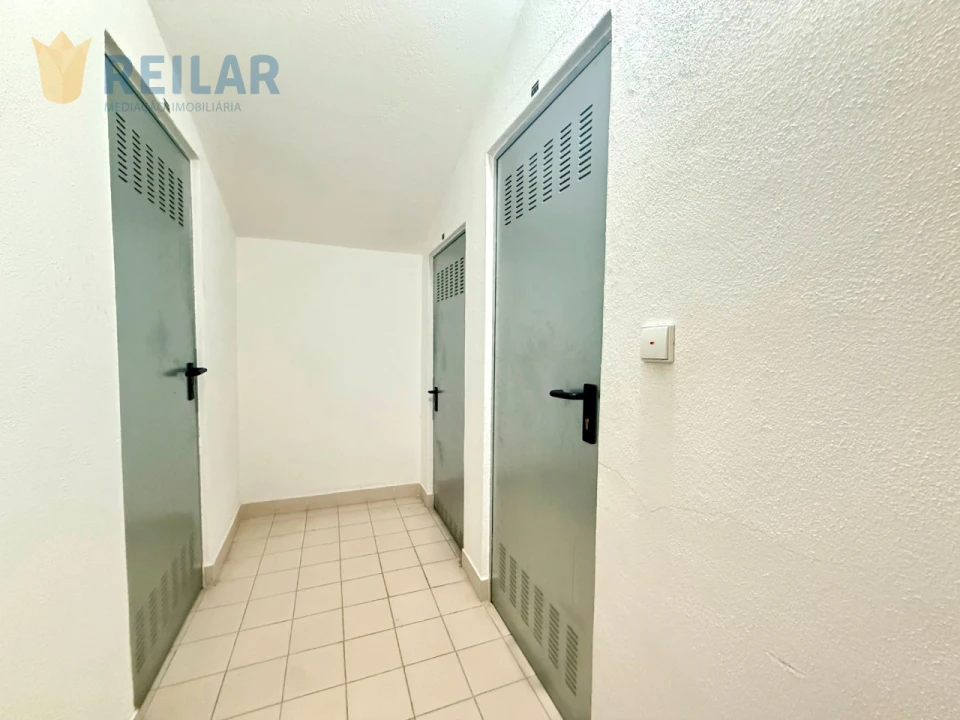 Apartamento T3 para Venda em Póvoa de Santa Iria e Forte da Casa Foto 41
