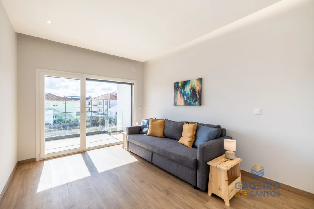 Moradia T2 para Venda em São Martinho do Porto Foto 20