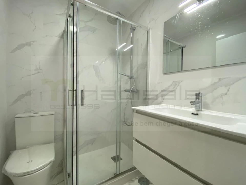 Apartamento T2 para Venda em Venteira Foto 14