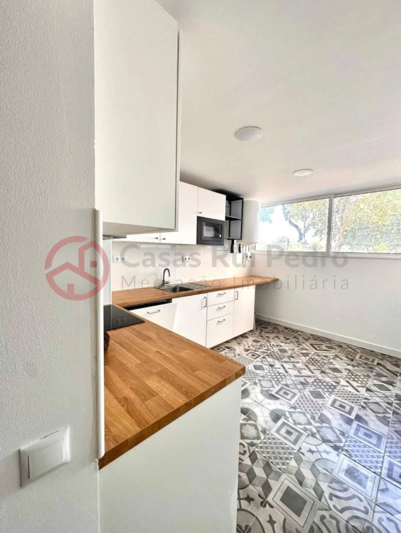 Apartamento T2 para Venda em Santo Antonio da Charneca Foto 3