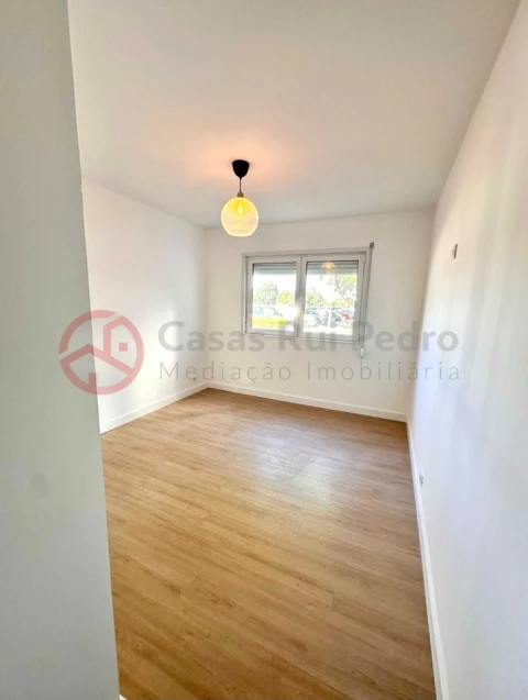 Apartamento T2 para Venda em Santo Antonio da Charneca