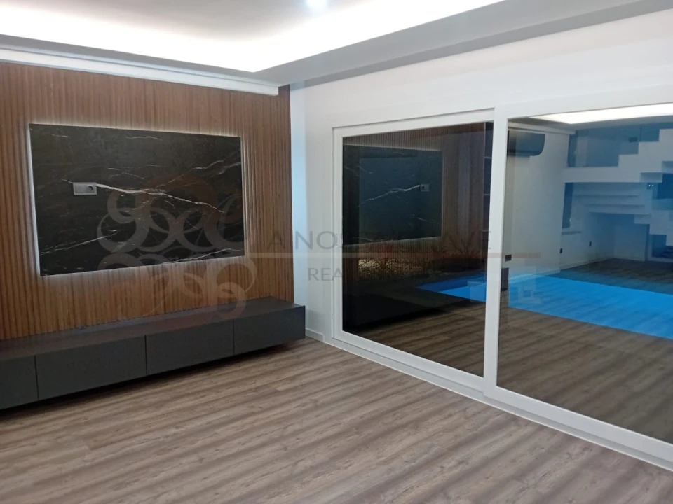 Moradia T4 para Venda em Charneca de Caparica e Sobreda Foto 4