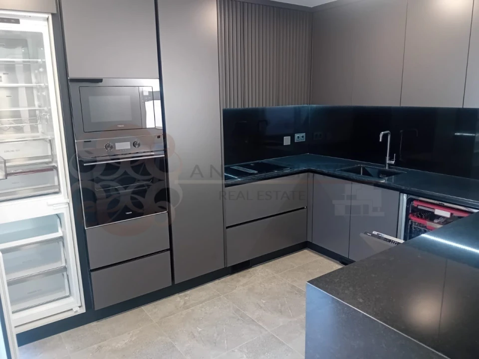 Moradia T4 para Venda em Charneca de Caparica e Sobreda Foto 6