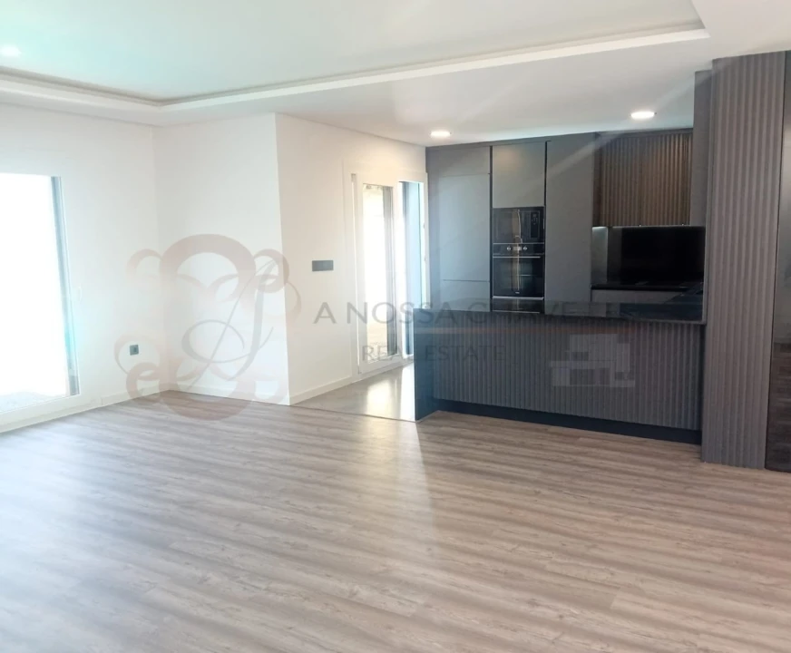 Moradia T4 para Venda em Charneca de Caparica e Sobreda Foto 10