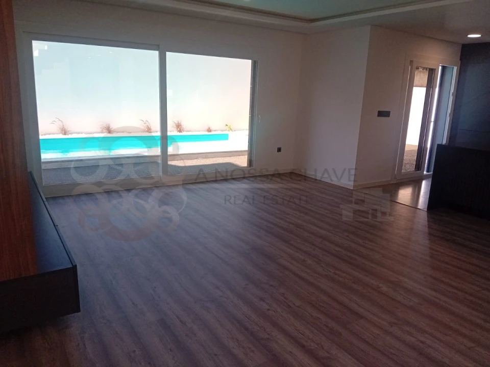 Moradia T4 para Venda em Charneca de Caparica e Sobreda Foto 53