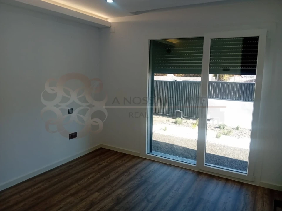 Moradia T4 para Venda em Charneca de Caparica e Sobreda Foto 55