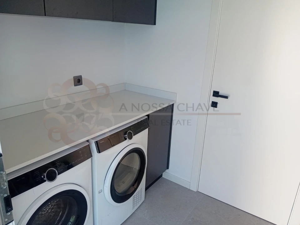 Moradia T4 para Venda em Charneca de Caparica e Sobreda Foto 72