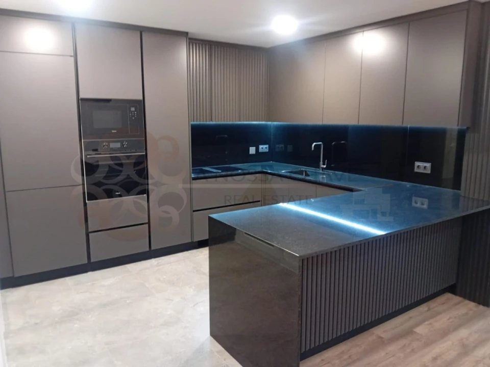 Moradia T4 para Venda em Charneca de Caparica e Sobreda Foto 11