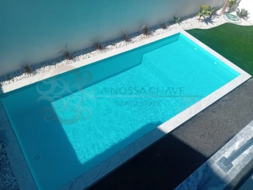 Moradia T4 para Venda em Charneca de Caparica e Sobreda