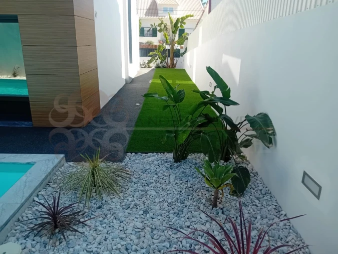Moradia T4 para Venda em Charneca de Caparica e Sobreda Foto 62