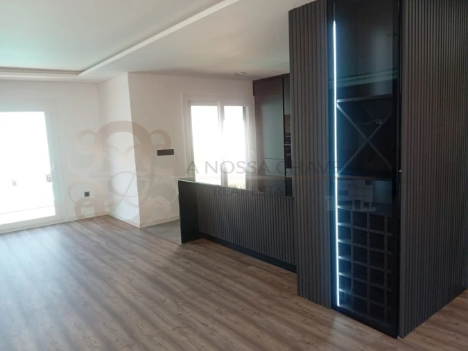 Moradia T4 para Venda em Charneca de Caparica e Sobreda Foto 13
