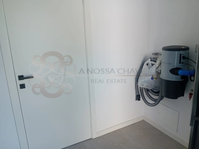Moradia T4 para Venda em Charneca de Caparica e Sobreda Foto 71