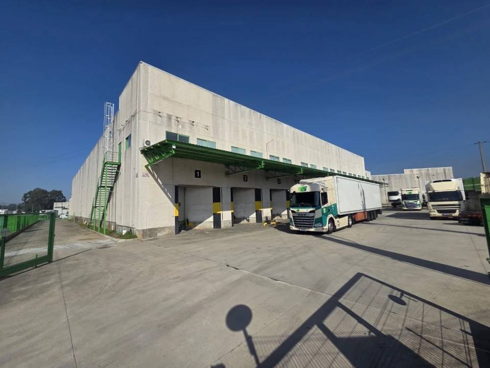 Armazém para Arrendamento em Mindelo Foto 13