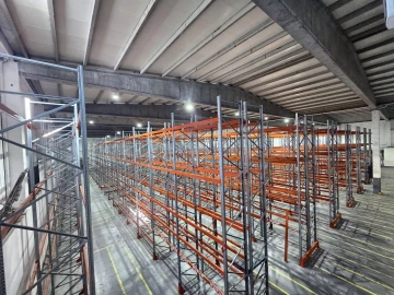 Armazém para Arrendamento em Mindelo