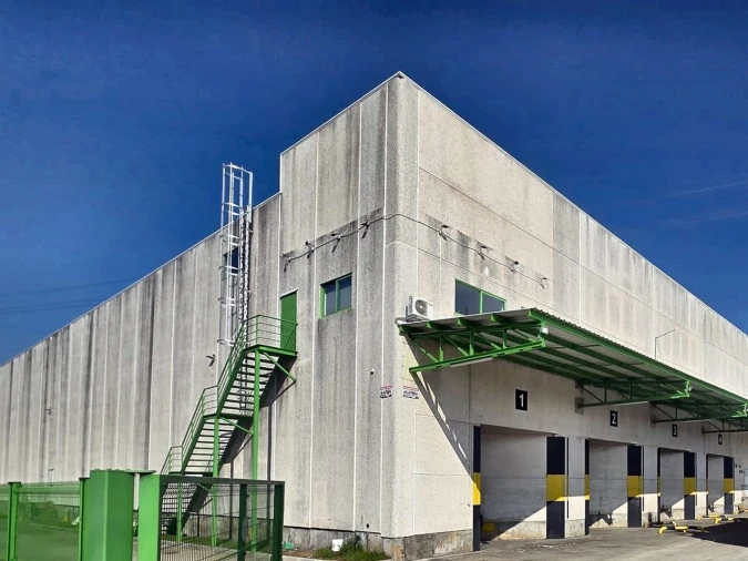 Armazém para Arrendamento em Mindelo Foto 10