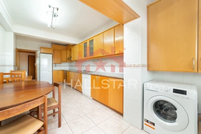 Quarto para Arrendamento em Leiria, Pousos, Barreira e Cortes