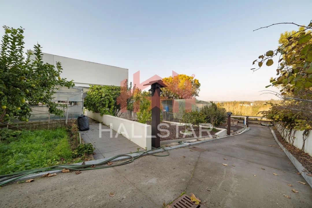 Moradia T4 para Venda em Leiria, Pousos, Barreira e Cortes Foto 56