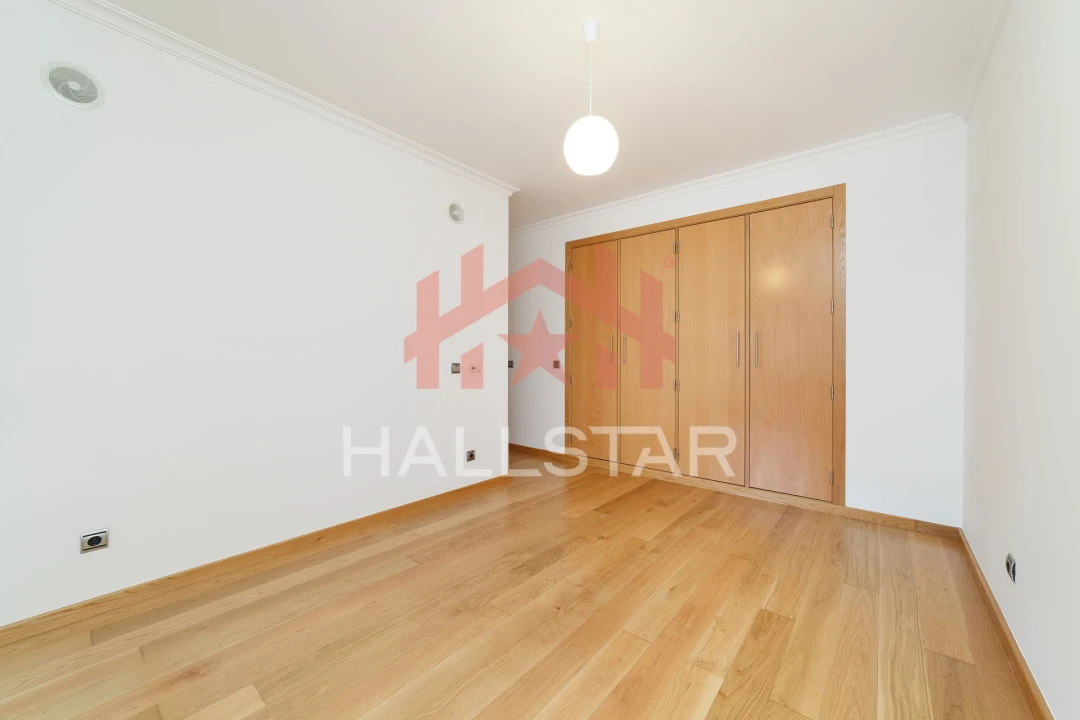 Apartamento T4 para Venda em Leiria, Pousos, Barreira e Cortes Foto 30