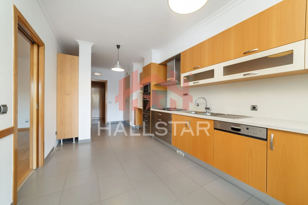 Apartamento T4 para Venda em Leiria, Pousos, Barreira e Cortes Foto 5