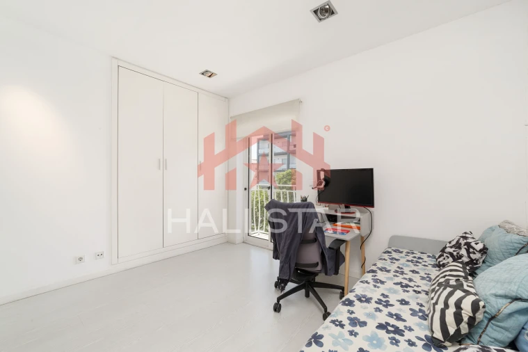 Apartamento T3 para Venda em Parceiros e Azoia Foto 29