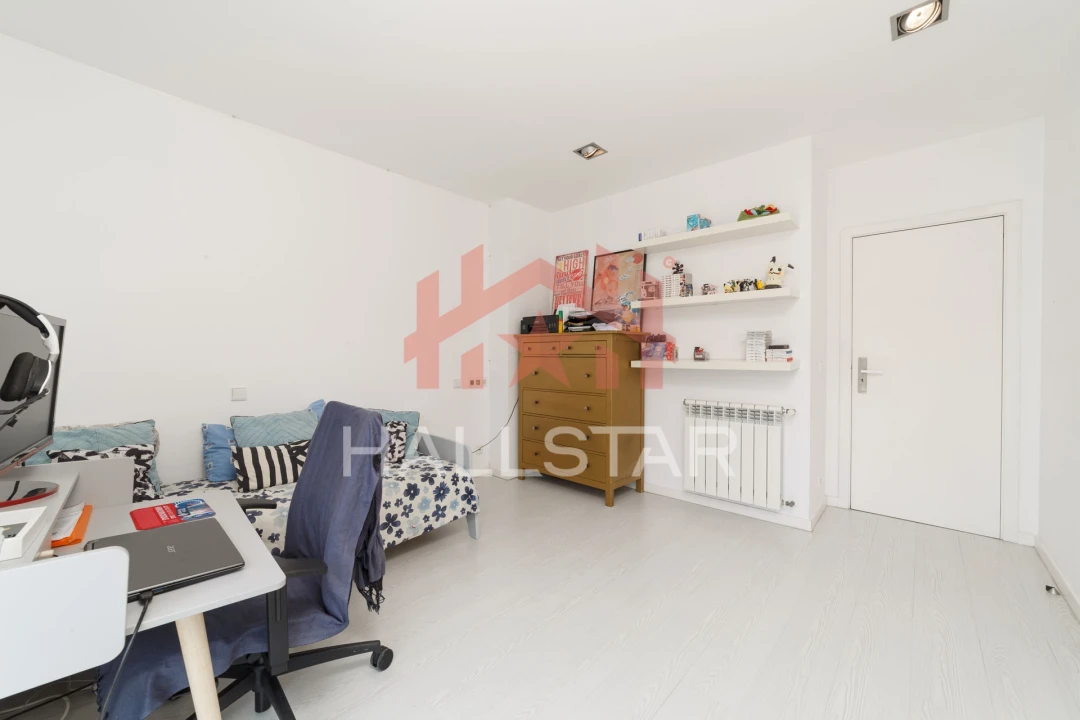 Apartamento T3 para Venda em Parceiros e Azoia Foto 30