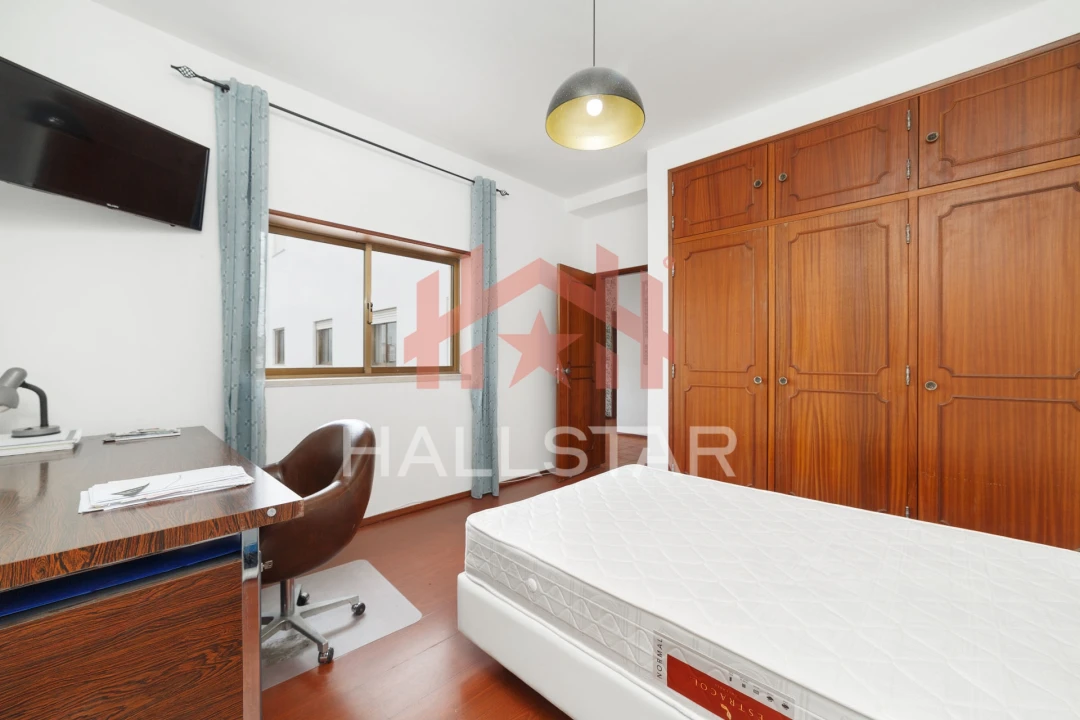 Apartamento T5 para Venda em Leiria, Pousos, Barreira e Cortes Foto 14